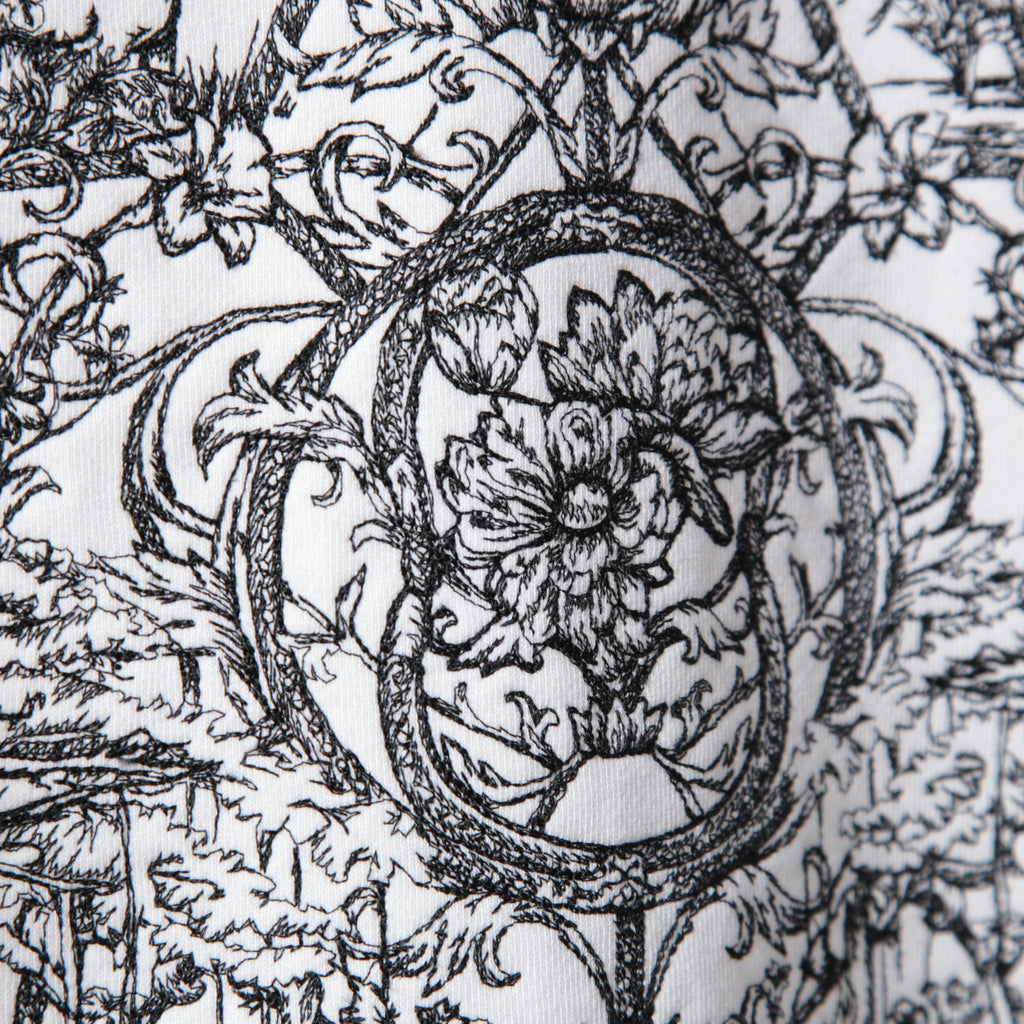 Christian Dior クリスチャンディオール / 23AW 美品 ピエトロ ルッフォ 刺繍 ジップアップ フーディ / パーカー / 343G01A4106 / size S (WHITE) レディース