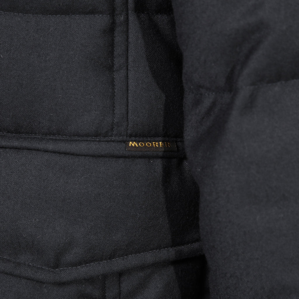 極上品 MooRER ムーレー / 現行モデル MORRIS-L シープファー付 ウール ダウンジャケット / size 46 (NAVY)