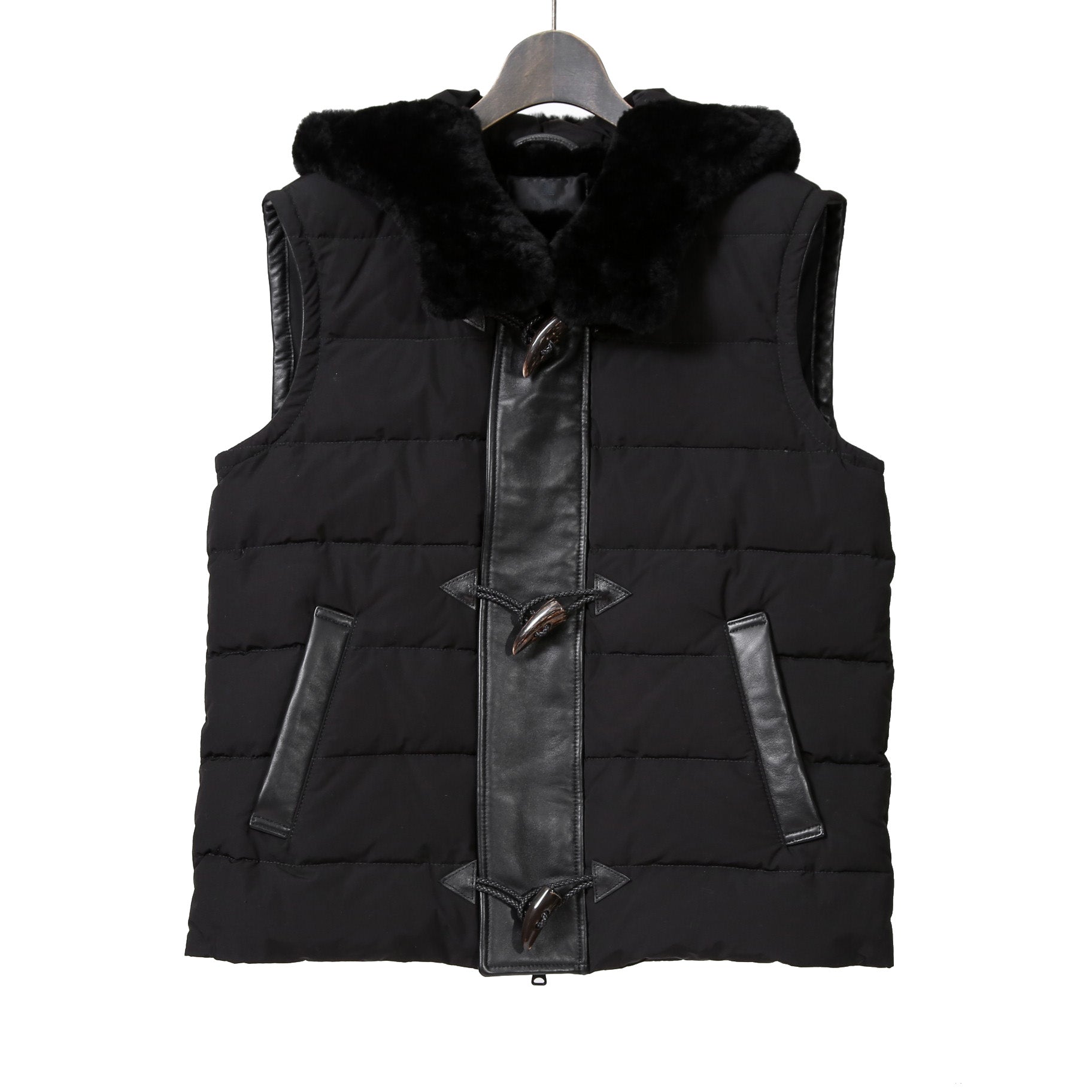 LANVIN collection × EMMETI / ランバン コレクション エンメティ コラボ / 2023AW MOUTON DUFFEL DOWN VEST /size 50 (BLACK)