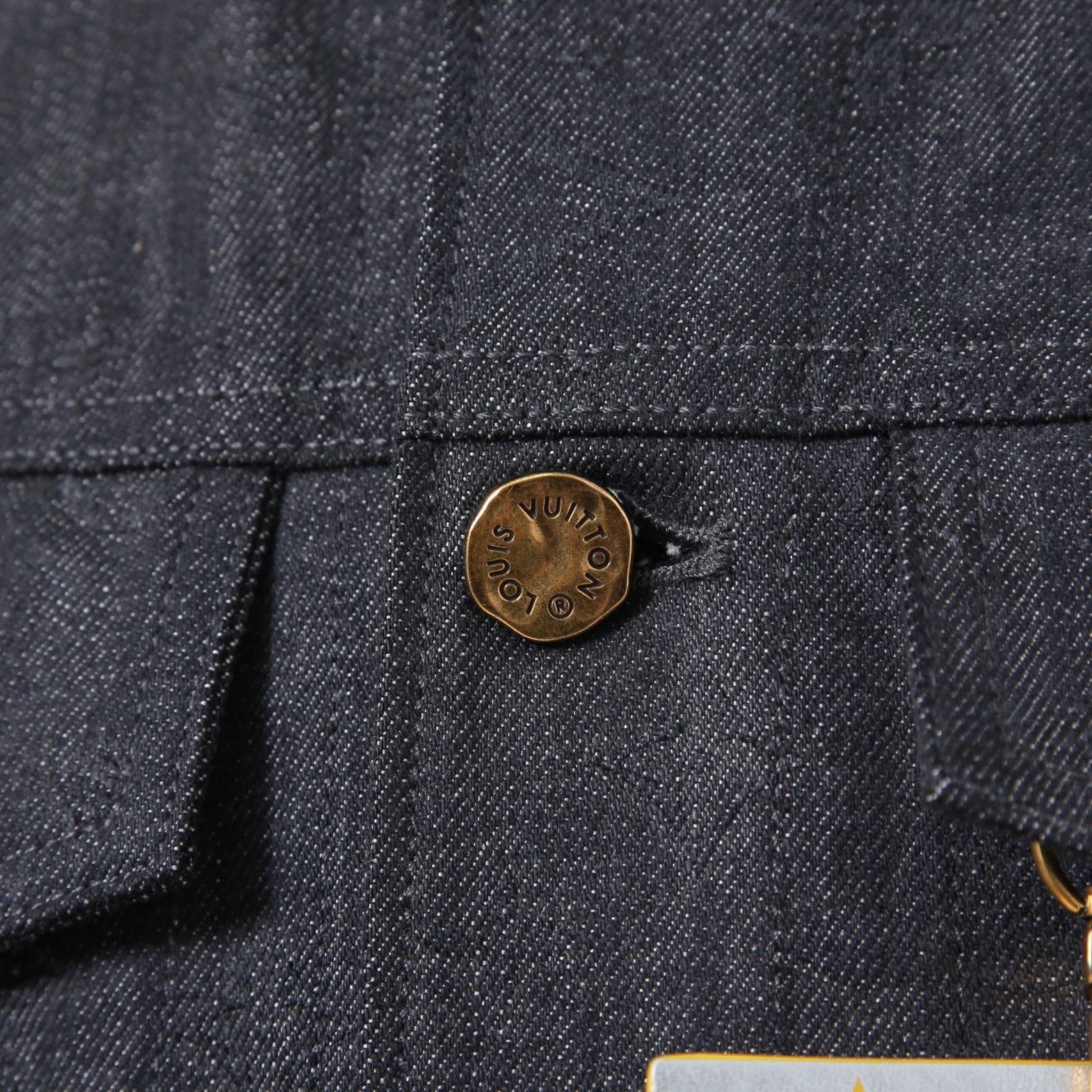 美品 LOUIS VUITTON ルイヴィトン / 21AW ヴァージル期 / ステープルライン DNA デニムジャケット / シャドー モノグラム / RM212Q E53 HLA55W / size 48 (INDIGO)