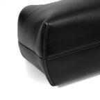 FENDI フェンディ / 2021年モデル / ファースト ミディアム バッグ / ナッパ レザー (BLACK)
