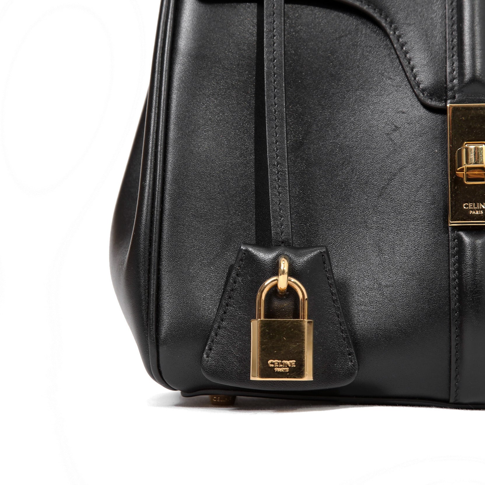 CELINE セリーヌ / 現行モデル / スモール 16 (セーズ) バッグ / サチネイテッド カーフ スキン (BLACK)