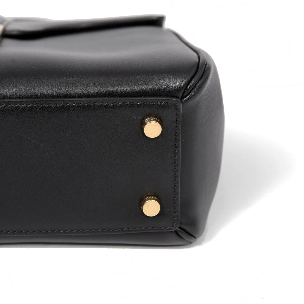 CELINE セリーヌ / 現行モデル / スモール 16 (セーズ) バッグ / サチネイテッド カーフ スキン (BLACK)