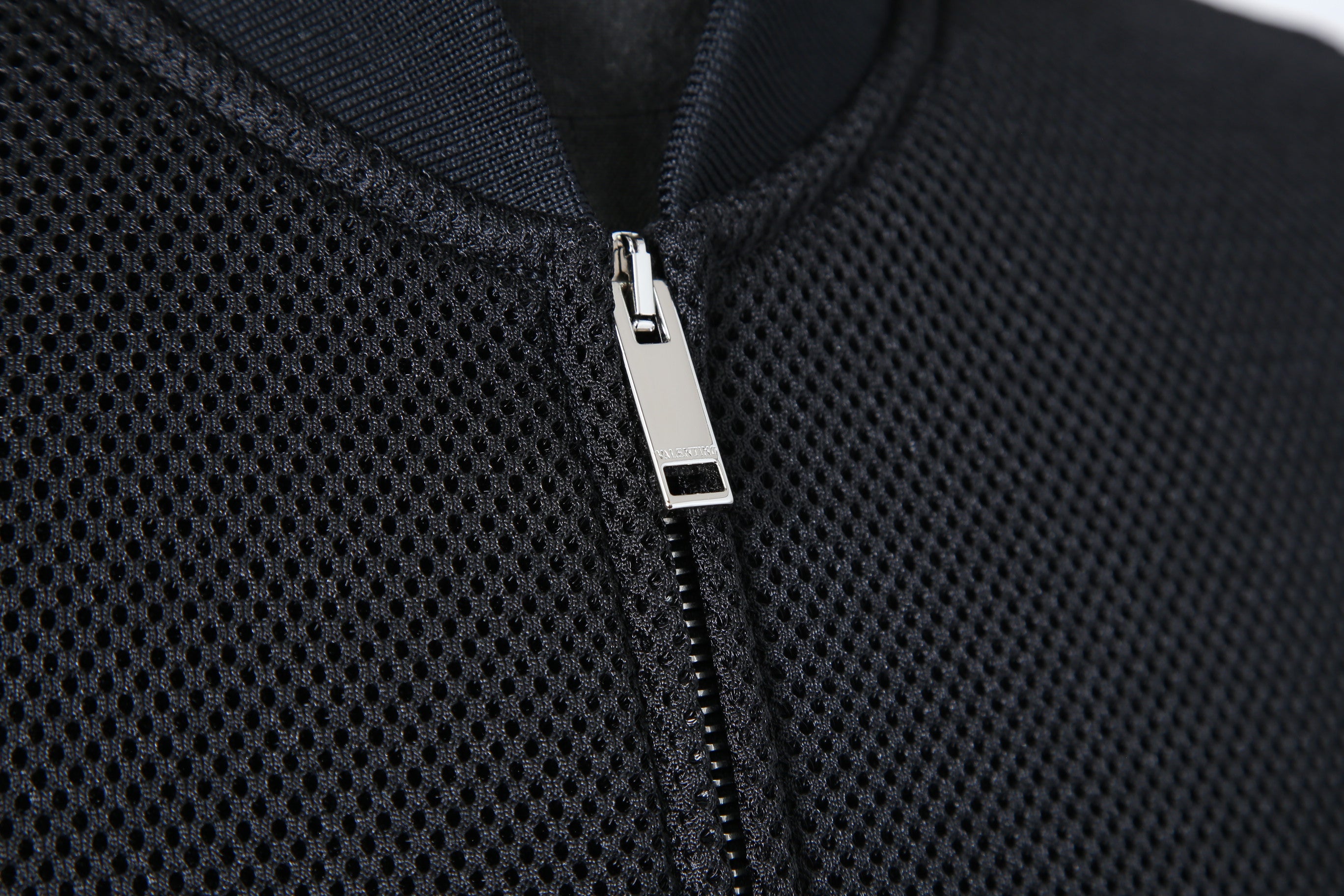 VALENTINO GARAVANI ヴァレンティノ ガラヴァーニ / 21AW 美品 ブラックメッシュ ロゴプリント ルーズフィット ボンバージャケット/ WV0CIK407VH / size 44 (BLACK)