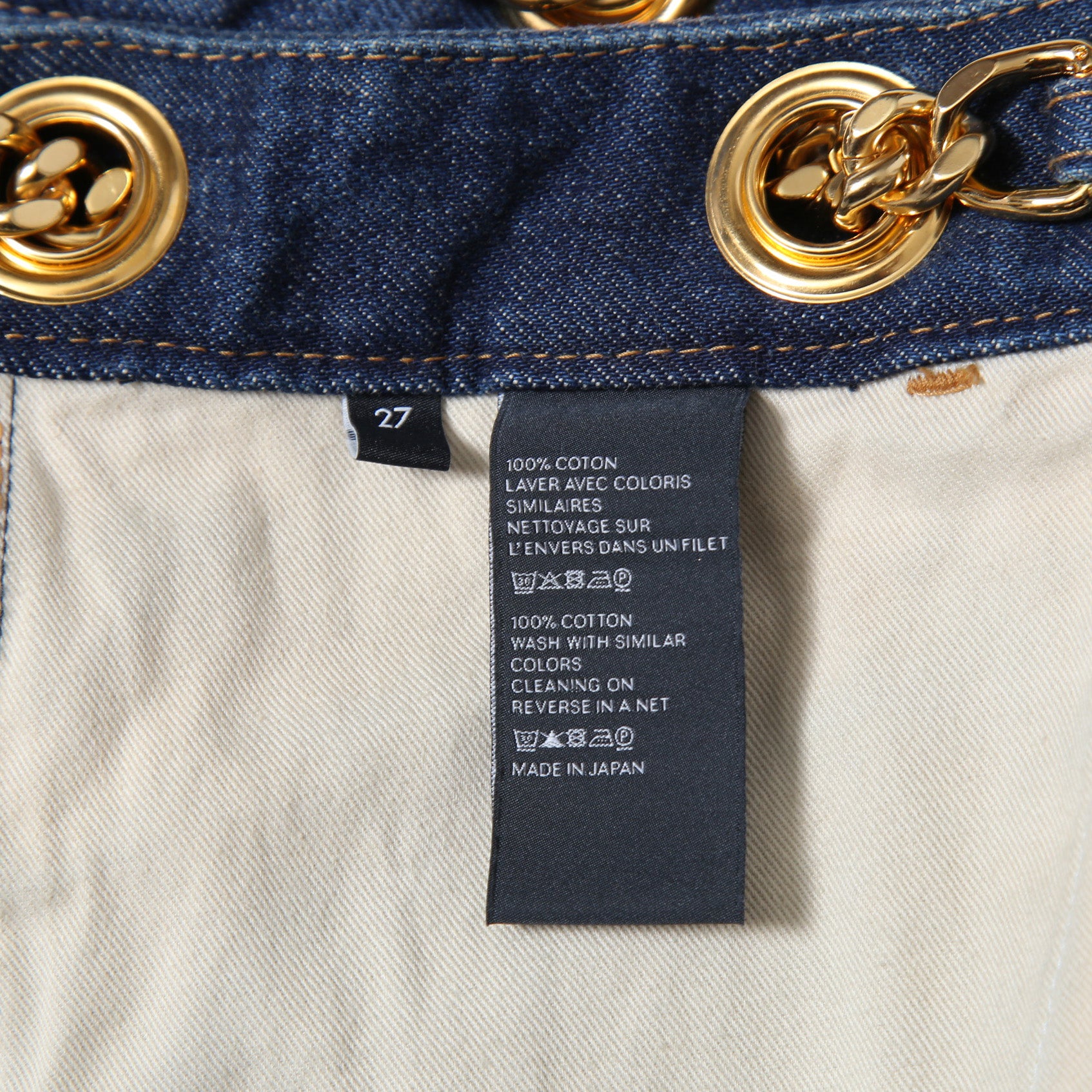 CELINE セリーヌ / 23AW 表参道店 限定 トリオンフ ゴールドチェーン デニム ミニスカート / size 27 (INDIGO) レディース