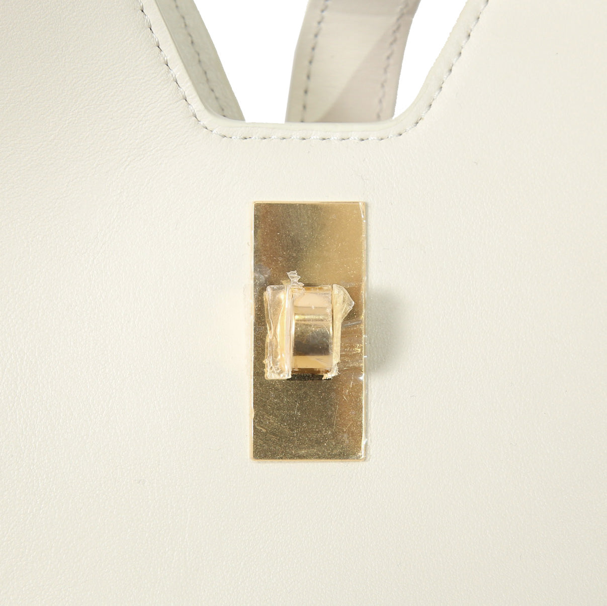 新品 CELINE セリーヌ / 24年製 スモール カミーユ 16（セーズ）ソフト バッグ / スムースカーフスキン / (rice)