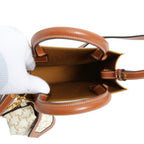 CELINE セリーヌ / ミニ バーティカル カバ / トリオンフ キャンバス カーフレザー  / 2WAYバッグ / エアポッズケース / トート ショルダーバッグ / WHITE