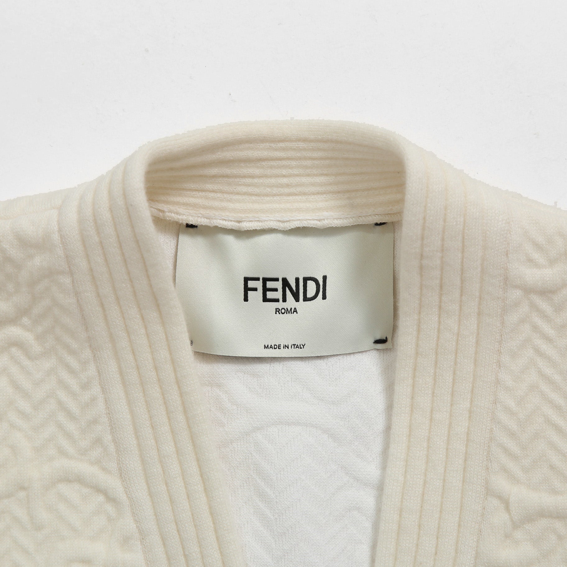 FENDI フェンディ /  21AW FFカリグラフィー ズッカ / ニット カーディガン / ウールカシミヤ / FZC888 AHE9 / size 38 (クリーム)  レディース