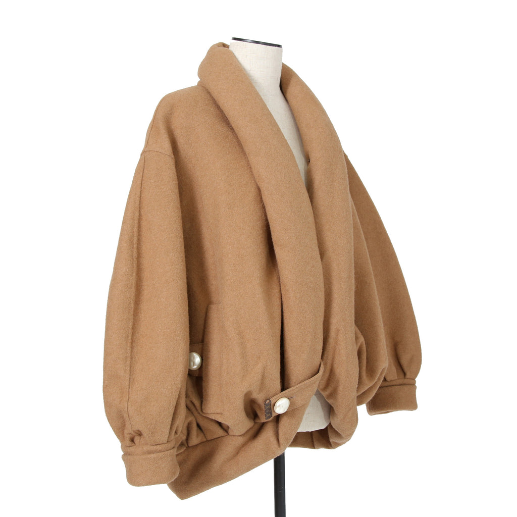 極上品 Louis Vuitton ルイヴィトン / 23年クルーズコレクション "look 4" / キャメルヘア パール コクーン ショートコート  / モノグラム裏地 / 1AAL1B / size 36 (キャメル)