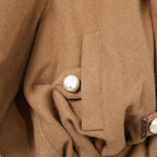 極上品 Louis Vuitton ルイヴィトン / 23年クルーズコレクション "look 4" / キャメルヘア パール コクーン ショートコート  / モノグラム裏地 / 1AAL1B / size 36 (キャメル)