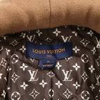 極上品 Louis Vuitton ルイヴィトン / 23年クルーズコレクション "look 4" / キャメルヘア パール コクーン ショートコート  / モノグラム裏地 / 1AAL1B / size 36 (キャメル)