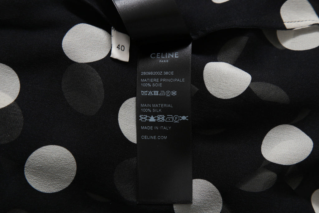 新品 CELINE セリーヌ 定価 22.5万 / 2024年 春夏 シルク100 オーバーターンドカラー ブラウス / ドット柄 / size 40 (黒×白)