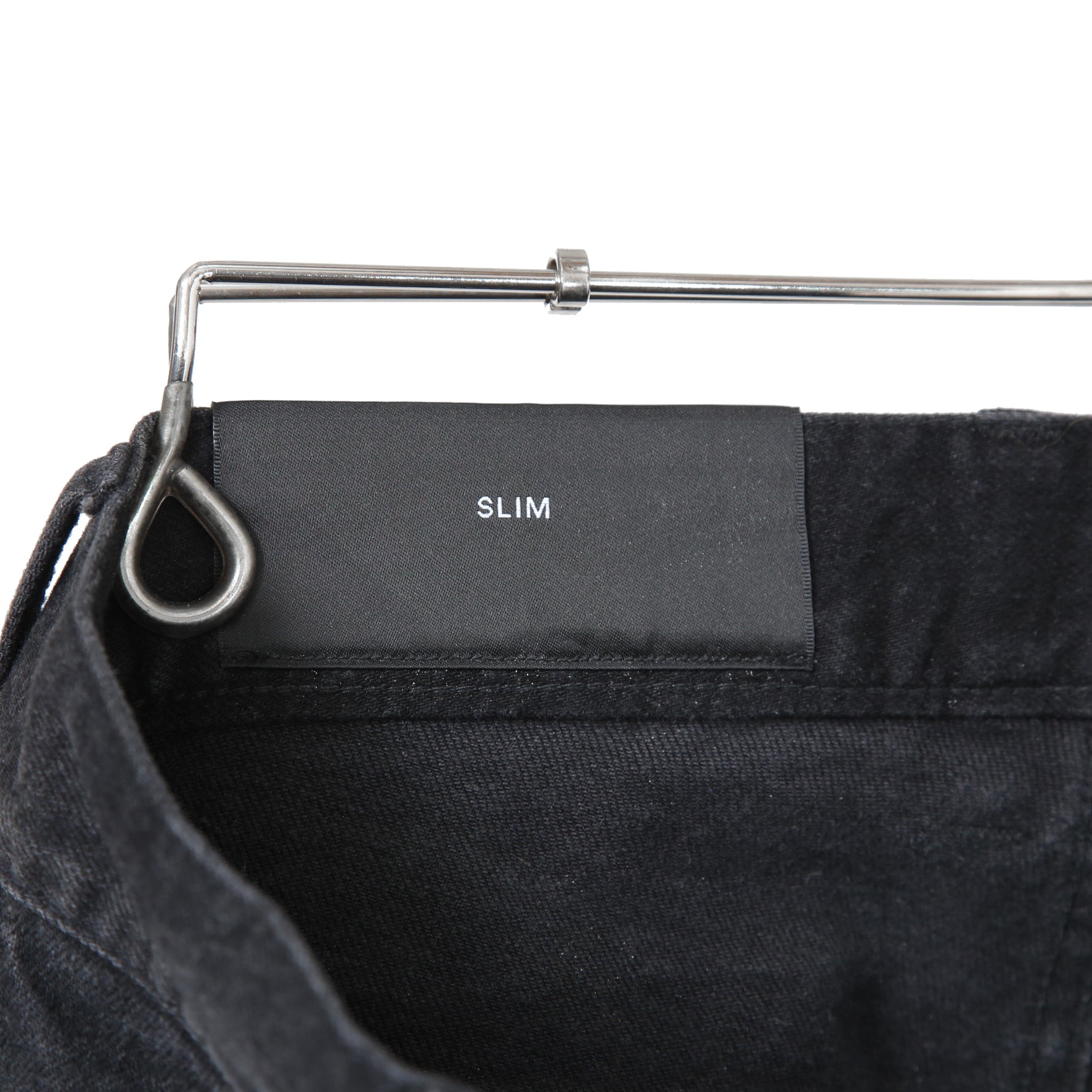 BALMAIN バルマン / 美品 ストレッチデニム バイカーパンツ クラッシュ加工 / BALMAINロゴ刺繍 刻印ボタン付き / スキニー デニム / size 28 (BLACK)