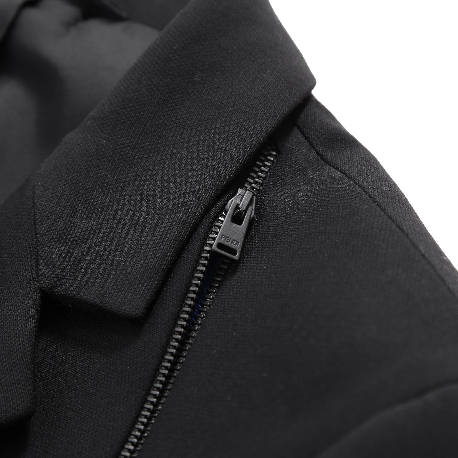 新品 FENDI フェンディ / 21AW ジップアップ ディティール 2B テーラード ジャケット / ブレザー / FJ0642 AGYA / size 48 (BLACK x BLUE)