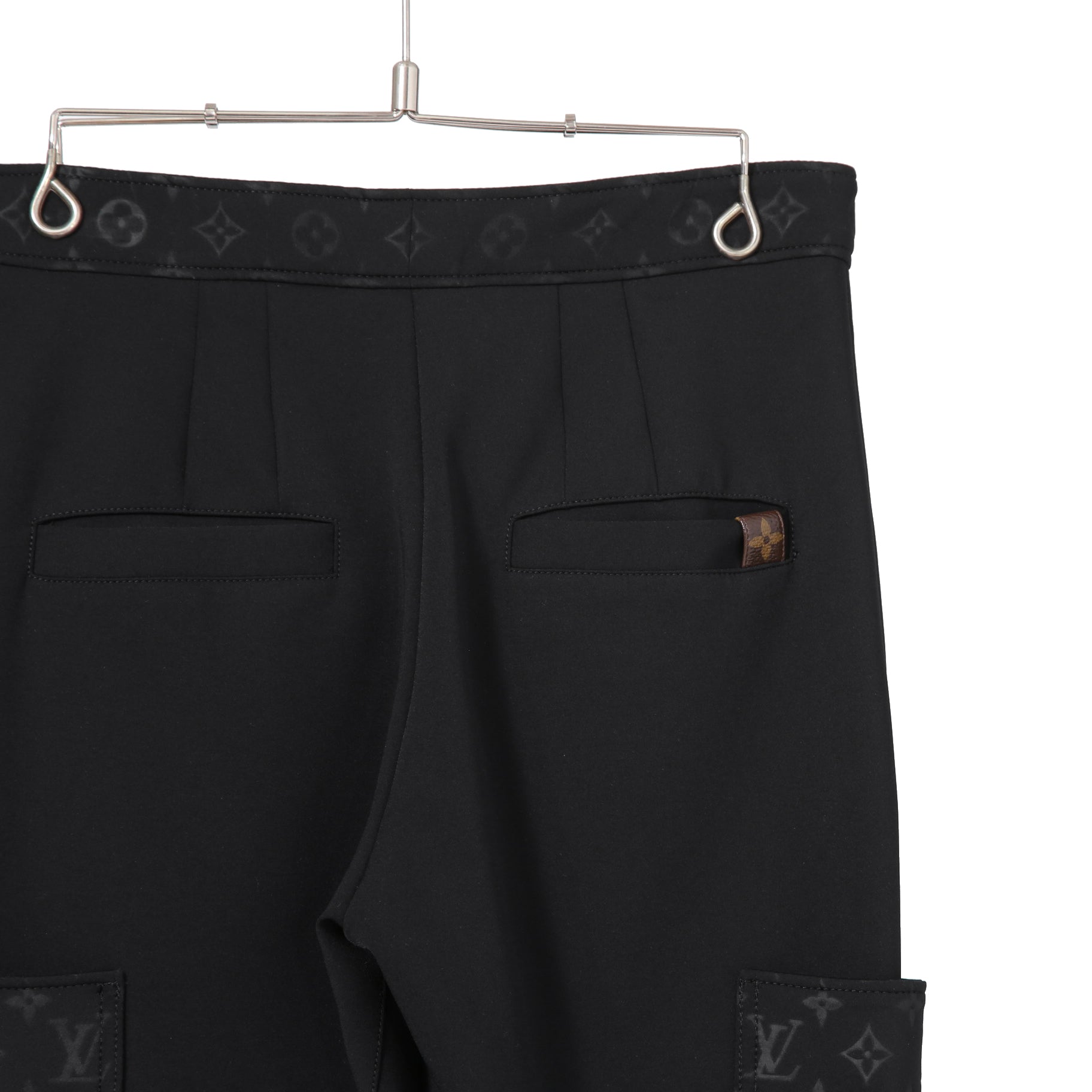LOUIS VUITTON ルイヴィトン / 22SS 美品 モノグラムディテールカーゴ パンツ / 1A9EQA / size 38 (BLACK)