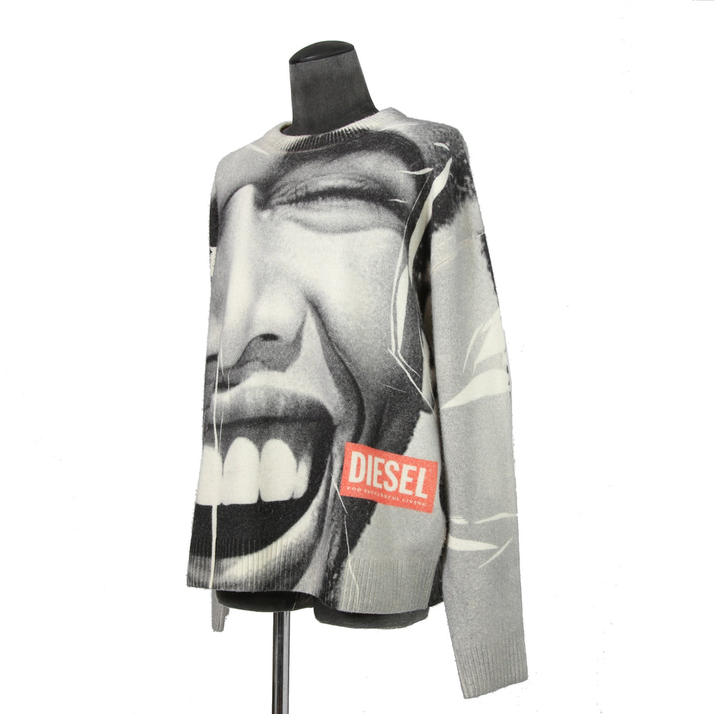 DISEL ディーゼル / 23AW 美品 K-VICTORY “SMILY FACE”転写 クルーネック セーター ニット A13359 / size L (WHITE)